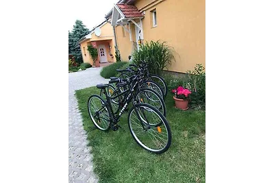 Ferienhaus mit liebevoller Einrichtung, Whirl