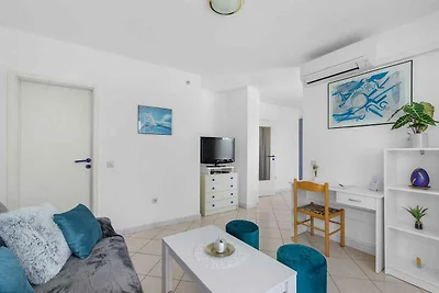 Apartment mit grossem Balkon, einem Schlafzim