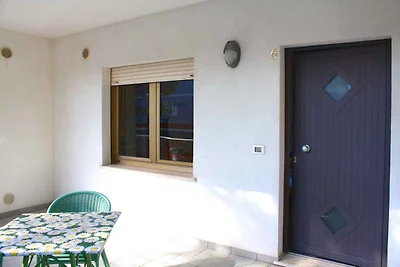 Ferienwohnung mit Terrasse und Klimaanlage im