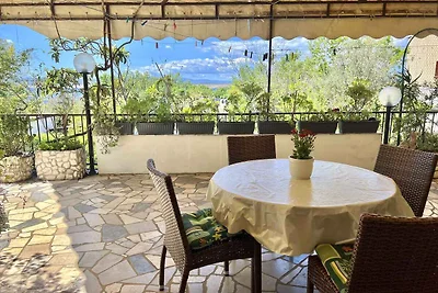 Ferienwohnung klimatisiert mit Terrasse