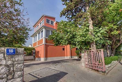 Ferienwohnung mit 25 qm grosser Terrasse und
