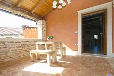 Ferienhaus mit Swimmingpool und Klimanlage