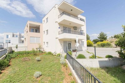 Ferienwohnung mit Klimaanlage, Terrasse und M