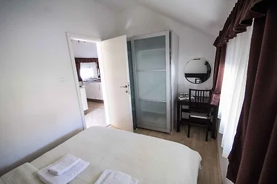 Ferienwohnung mit Terrasse und Klimaanlage