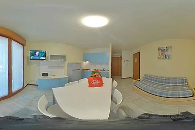 Ferienwohnung mit Klimaanlage und Balkon