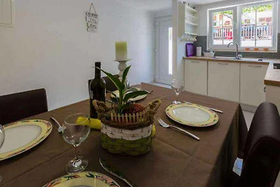 Ferienhaus mit Terrasse und Klimaanlage