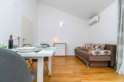 Apartamento Vacaciones familiares Necujam