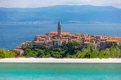 FerienHaus mit Pool und Meerblick