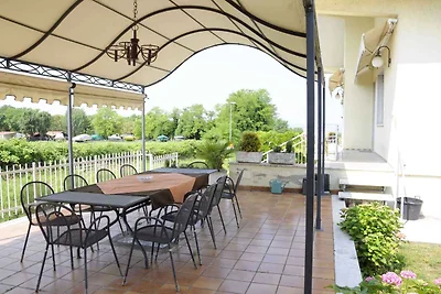 Ferienwohnung mit privatem Garten in günstige
