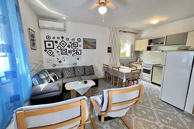 Ferienwohnung mit Terrasse und Klimaanlage