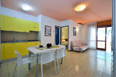 Ferienwohnung mit Klimaanlage und Balkon