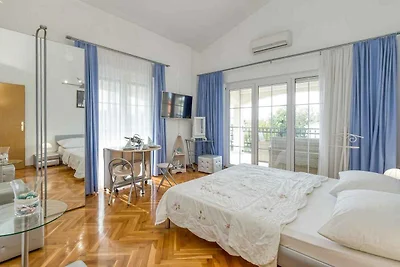 Ferienwohnung mit Gartenmöbel