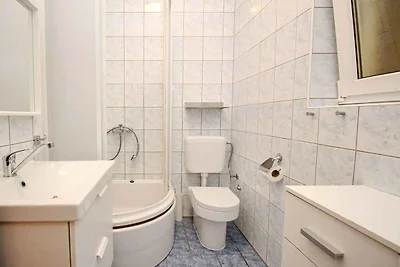 Studio mit Klimaanlage und Terrasse