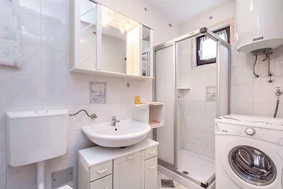 Ferienwohnung mit Terrasse und Meerblick