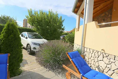 Ferienwohnung mit Klimaanlage, Balkon und