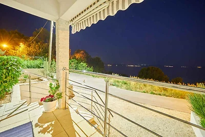 Ferienhaus mit Aussenpool