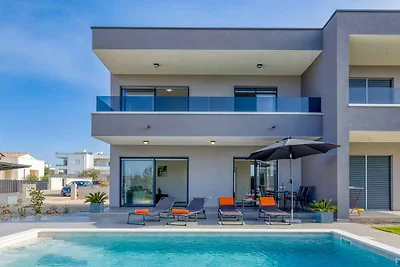 Domek letniskowy Urlop wypoczynkowy Peroj