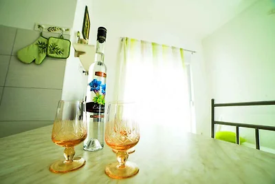 Appartamento Vacanza con famiglia Okrug Gornji