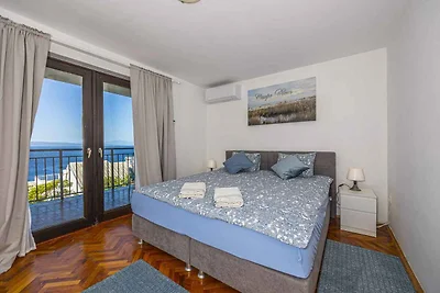 Villa komfortabel eingerichtet mit Pool