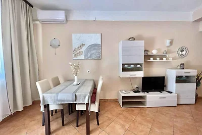 Ferienwohnung mit Terrasse und Klimaanlage