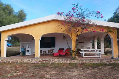 Villa mit Klimaanlage und Garten