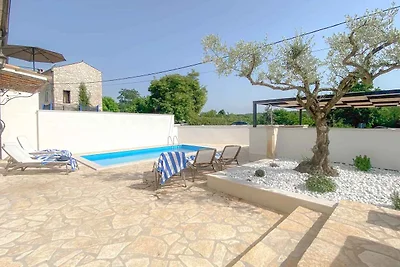Villa Ginevra mit Pool