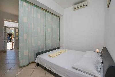 Ferienwohnung mit Terrasse und Grill