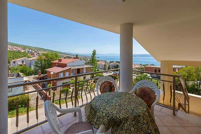 Ferienwohnung mit Balkon und Klimaanlage