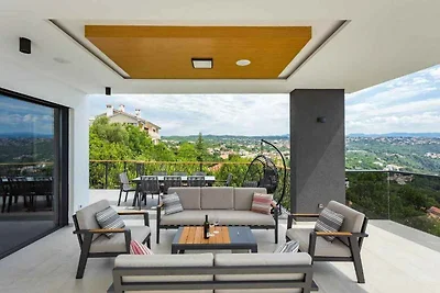 Luxuriöse Villa Titanium mit Meerblick und pr