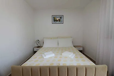 Ferienwohnung mit Klimaanlage und Balkon