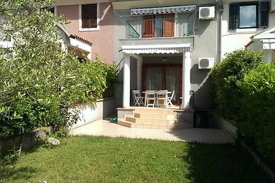 Ferienwohnung mit Klimaanlagen und Terrasse