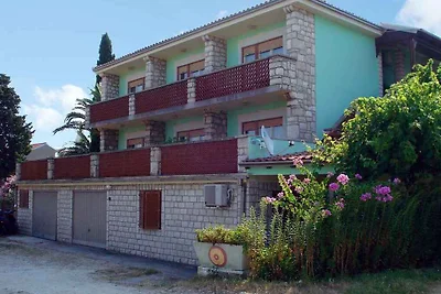 Ferienwohnung mit Terrasse und Meerblick