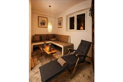 Ferienhaus mit Aussenpool, Klimaanlage und