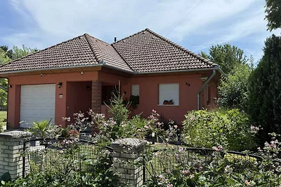Vakantiehuis Ontspannende vakantie Balatonbereny