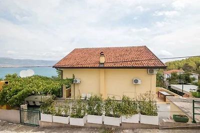 Ferienwohnung mit Klimaanlage, Terrasse und M