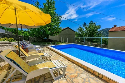 Ferienhaus mit Pool, Klimaanlage
