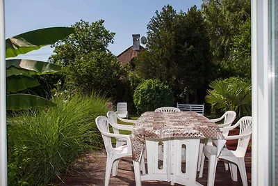 Ferienhaus in Strandnähe mit Gartendusche