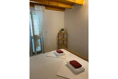 Ferienwohnung Zoran O. app 3 (2+2)