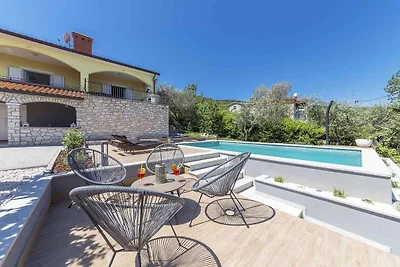 Ferienhaus mit Poolnutzung, Terrasse und