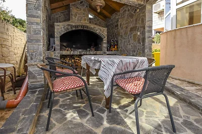 Ferienwohnung mit Klimaanlage und Grill