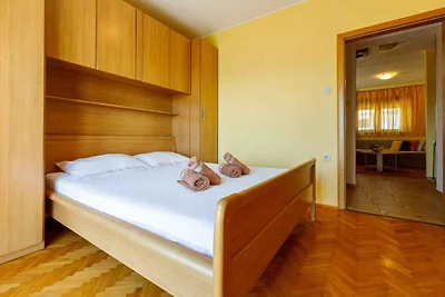 Ferienwohnung mit Klimaanlage und Meerblick