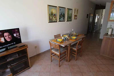 Ferienwohnung mit Klimaanlage und Balkon