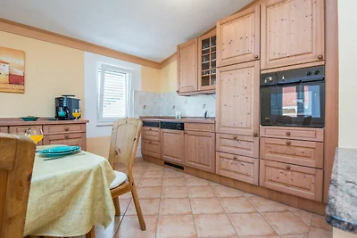 Geräumige Ferienwohnung auf der Insel Vir für