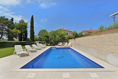 Ferienhaus mit Pool