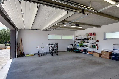 Ferienwohnung mit Terrasse und Klimaanlage