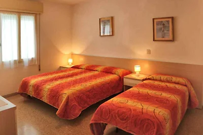 Ferienwohnung mit Klimaanlage und Balkon