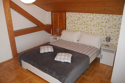 Ferienwohnung mit Klimaanlage und Balkon