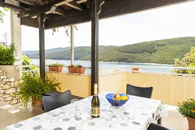 Ferienwohnung mit Terrasse und Meersicht