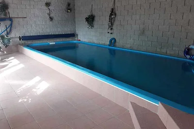 Studio mit eigenem Gärtchen und Innenpool