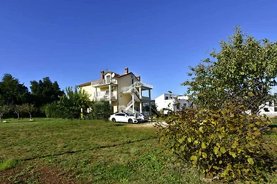Appartamento Vacanza con famiglia Basanija
